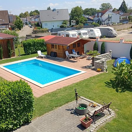 Ferienwohnungen Zur Elz - Traumhafte 160 Qm Wohnung Mit Pool Und Garten Naehe Des Europaparks Kappel-Grafenhausen Exterior foto